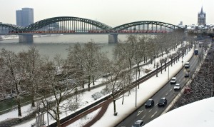 snow-114195_1920